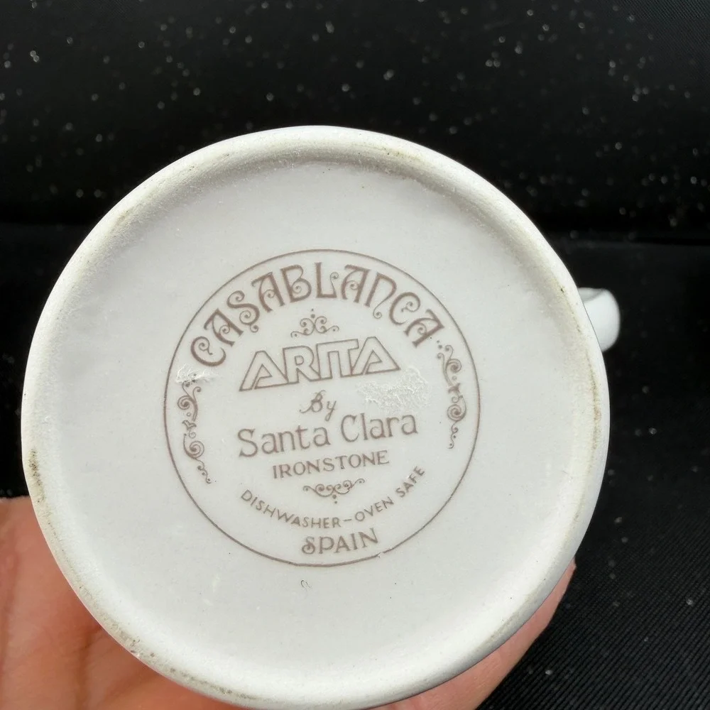 Casablanca Arita by Santa Clara White Ironstone Creamer Pitcher Spain 4in Tall